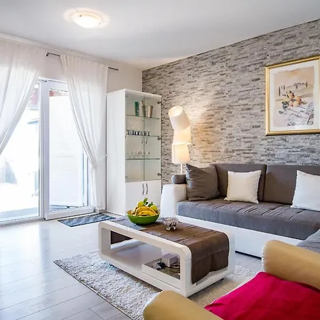 Luxury Stipe Apartment Makarska