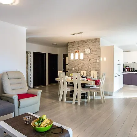 Apartment Luxury Stipe
